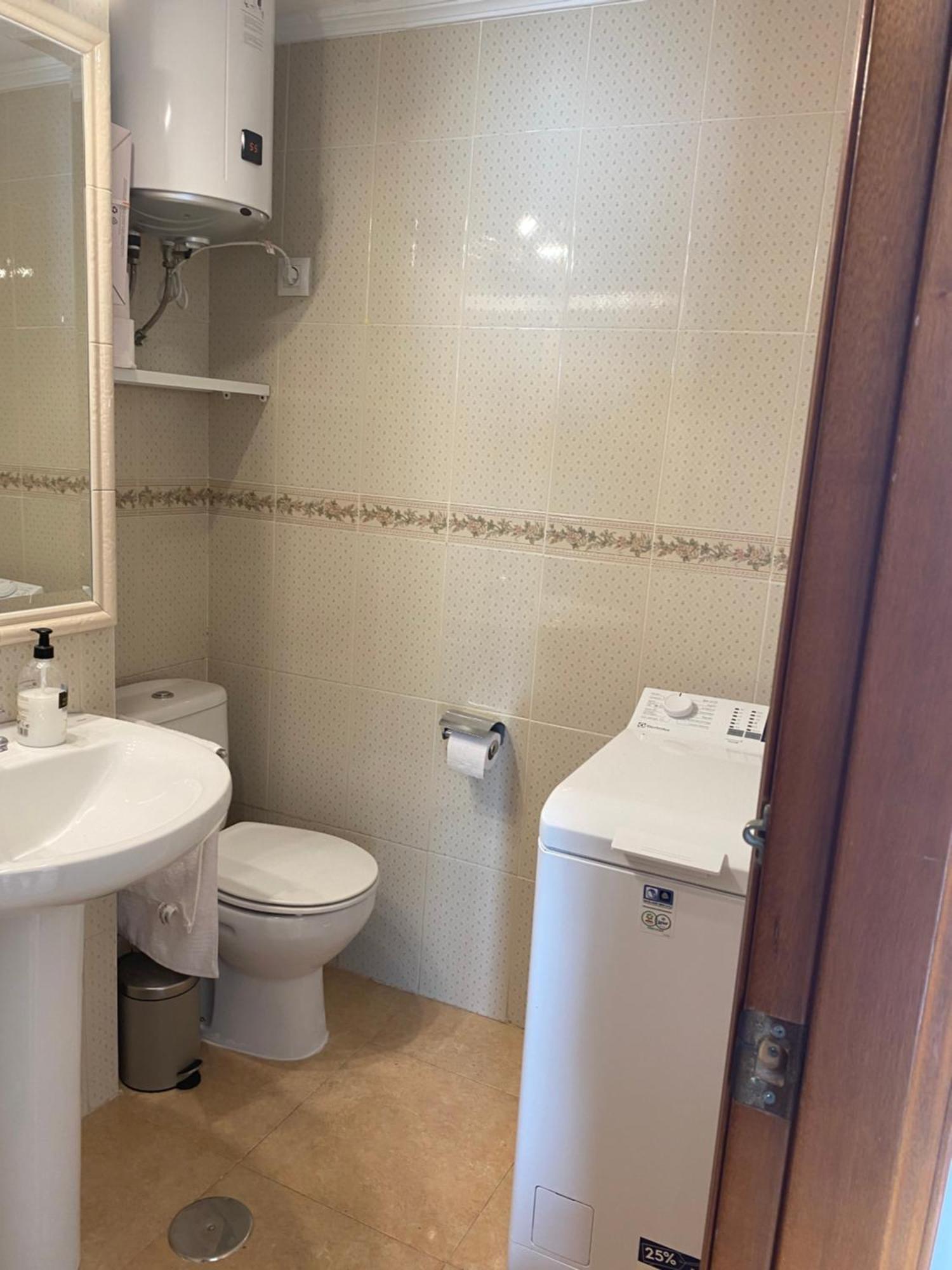 מאלגה Apartamento Con Terraza Vista Al Mar Malagueta מראה חיצוני תמונה