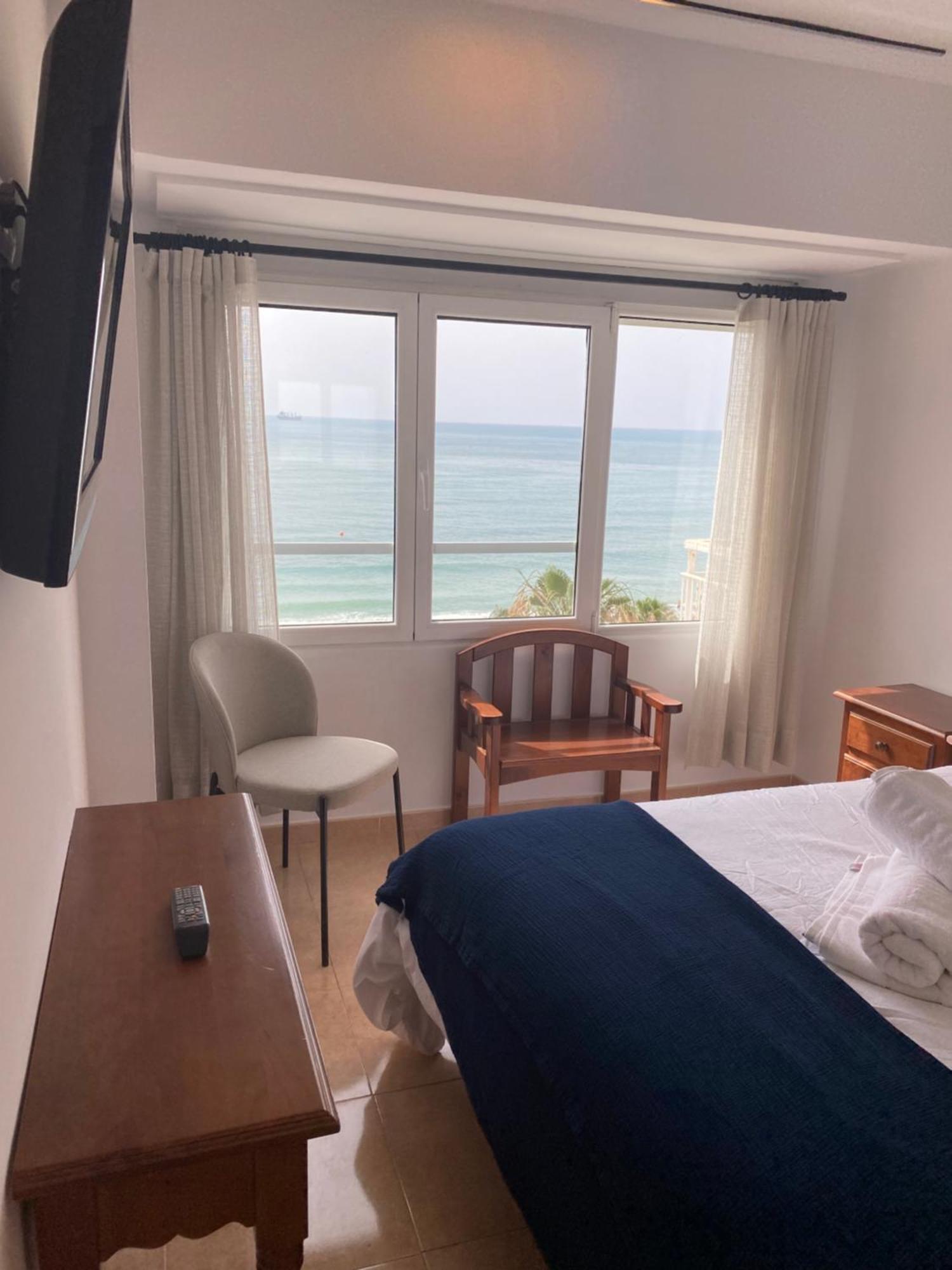 מאלגה Apartamento Con Terraza Vista Al Mar Malagueta מראה חיצוני תמונה