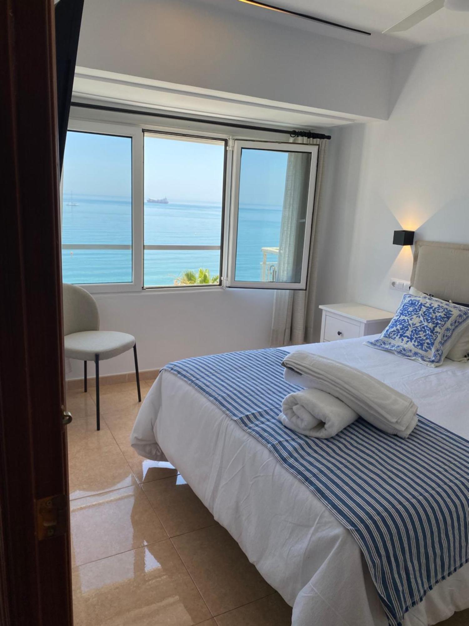 מאלגה Apartamento Con Terraza Vista Al Mar Malagueta מראה חיצוני תמונה